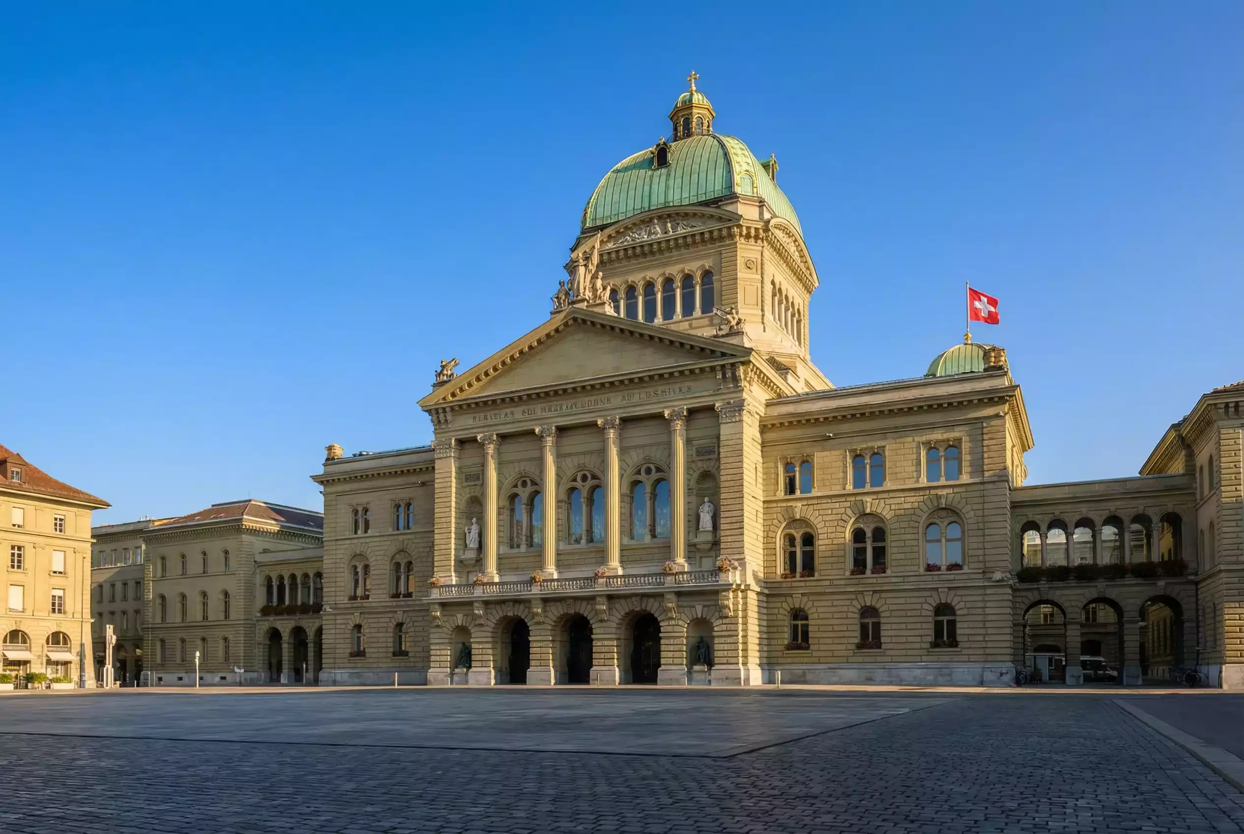 Schweizer Bundeshaus in Bern als Symbol für die Gesetzgebung